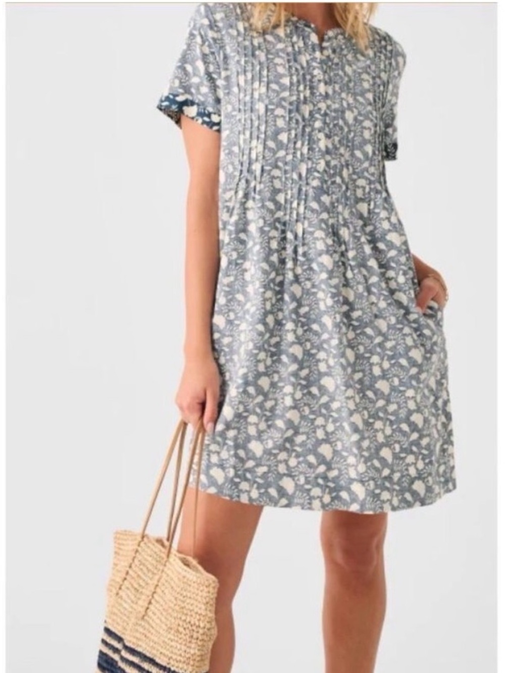 Faherty Floral Short-Sleeve Womens Dress - Blue & White with pockets